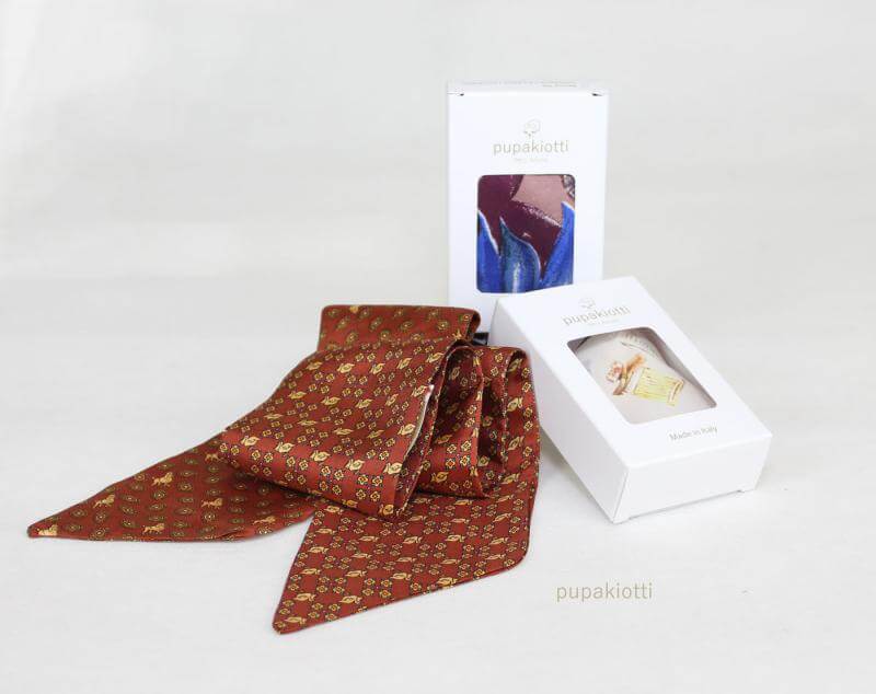 Cravatta-foulard in seta per cane