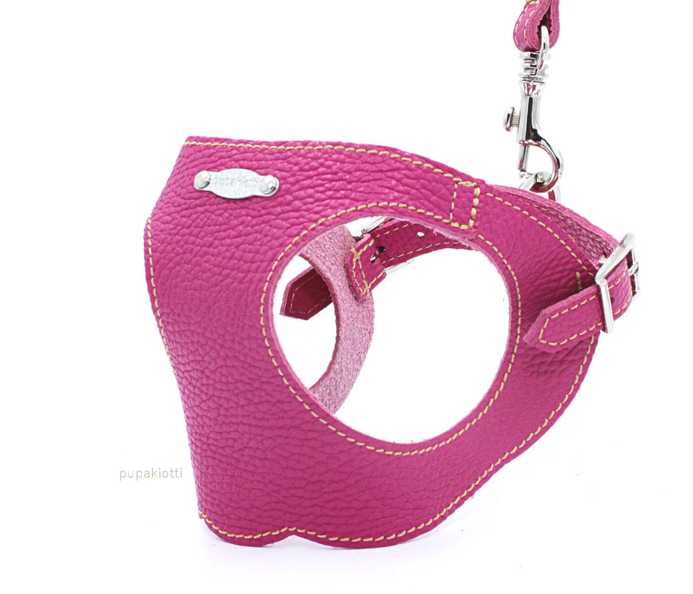 Basic. Ergonomic and adjustable leather harness for dogs